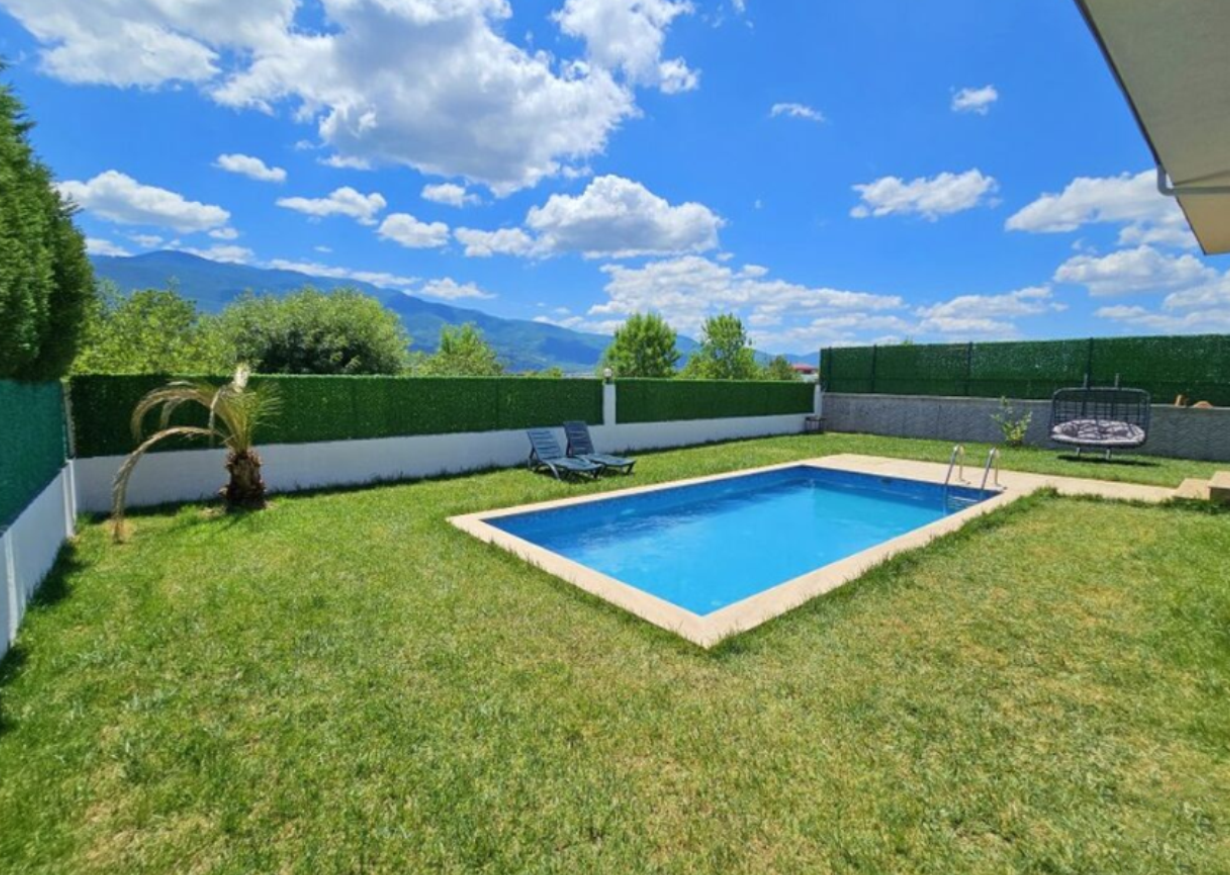 Villa 2